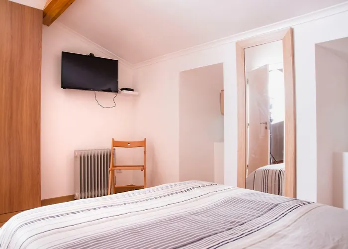 Hidden Gem 1 Near Praca Do Comercio *